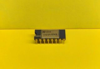 National Semiconductor (ns,  Nsc) Ins4004d (intel 4004,  C4004) - Very Rare