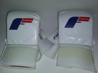 Fighting Sports (fightingsports.  com) Official Boxing Gloves - White - RARE SET 5