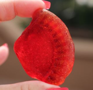 XXXXL VERY RARE RED LENS SEAGLASS SHARD WITH U.  V.  GLOW FROM SEA OF JAPAN,  RUSSIA 3