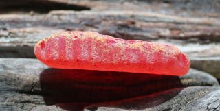 XXXXL VERY RARE RED LENS SEAGLASS SHARD WITH U.  V.  GLOW FROM SEA OF JAPAN,  RUSSIA 6