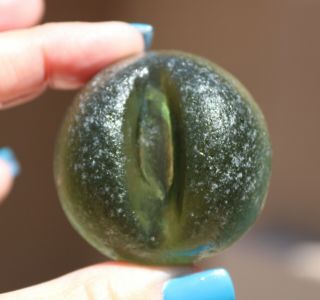 HUGE,  NEAR FLAWLESS,  VERY RARE,  FROSTY OLIVE/MOSS GREEN SEAGLASS SPECIMEN 2