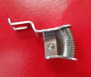Singer Trim - Clip 161585 Attachment - Fits All - Featherweight 221 222 - 301 - 201 - Rare