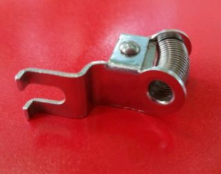 SINGER TRIM - CLIP 161585 Attachment - Fits All - Featherweight 221 222 - 301 - 201 - RARE 4