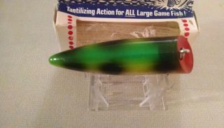 VINTAGE MAC ' S SQUID SALMON PLUG,  IN PACKAGE,  EXTREMELY RARE 40 MAC ' S FROG 4