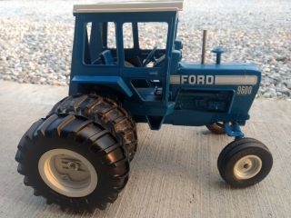 Rare 1/12 Ford 9600 Toy Tractor 2