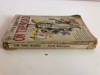 ON THE ROAD by Jack Kerouac / RARE Paperback 1st Edition / Signet 1958 2