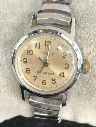 Vintage Rare Ladies Timex Wind Up Water Resistant Mechanical Watch