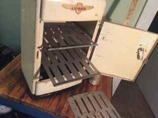 Rare Collectible 1930 ' s or 40 ' s Lumar (Louis Marx) Toy Metal Refrigerator 6