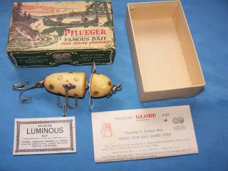 Rare Vintage Pflueger " Luminous " Globe Lure In The Box With Papers