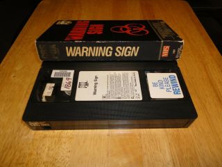Warning Sign (VHS,  1986) Saw Waterston CBS FOX Rare Cult Zombie Horror Sci - Fi 3