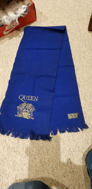 Queen Very Rare Lambs Wool Scarf From Queen Convention 1992.