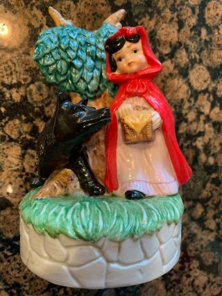 Rare Vintage Little Red Riding Hood And Wolf In Woods Figural Rotating Music Box