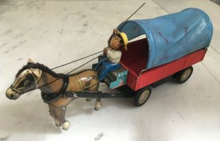 RARE 60s RED CHINA SHANGHAI ME 641 TIN BATTOP COUNTRY HORSE CART 1st EDITION VGC 2