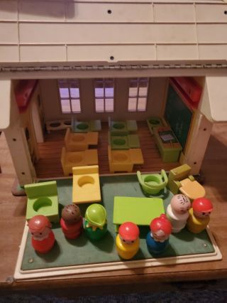 Rare 1971 Vintage Fisher Price Little People Play Family School House