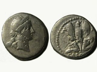 Rare Roman Silver Denarius Of Julius Caesar,  Rare (46 - 45 Bc)