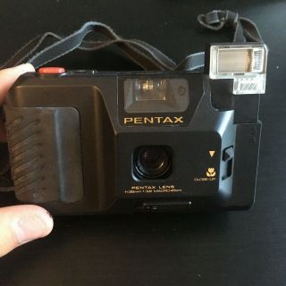 RARE Pentax Pino 35s - 35mm Film Camera w/ Flash 1:3.  8 Macro Lens 45cm VINTAGE 2