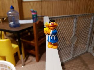 Ernie Holding A Duck Pvc Figure Sesame Street Tyco Preschool 1997 Rare Scarce