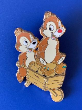 2005 Disney Pin - Chip & Dale With Wheelbarrow Full Of Acorns - Rare - Le 250