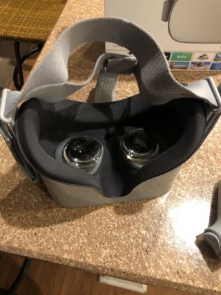 Rarely Oculus Go 32GB VR Headset 3