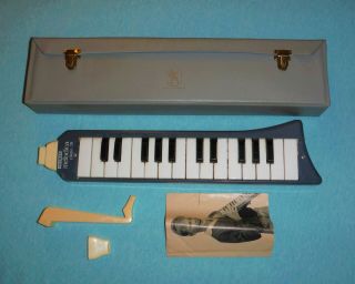 Vintage Hohner Melodica Piano 26 W/ Case,  Rare Offset Mouthpiece,  Booklet,