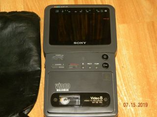 Sony Video 8 Walkman GV - 9E PAL Digital 8 NTSC TV Cassette Recorder VCR rare 2