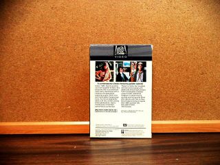 ON GOLDEN POND (1982 VHS) Katherine Hepburn,  Jane & Henry Fonda RARE BOOK BOX 2