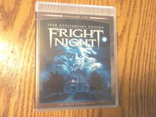 Fright Night Blu - Ray Limited Twilight Time Sarandon Ragsdale Bearse Vampire Rare