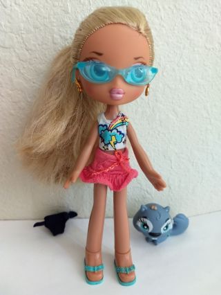 Girlz Girl Bratz Kidz (Summer Vacation) Cloe Doll Clothes Shoes Accessories Rare 2