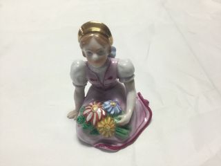 Hungarian Herend Rare Figurine Lady Sitting With Flowers On Lap (pink W Gold)