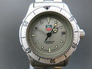Rare Tag Heuer 2000 Professional 972.  008 Quartz Watch Date Silver Gray Dial