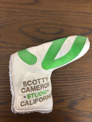 Scotty Cameron Circle T Putter Cover Tour Issue Only Rare.  White Leather/Green 2