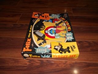 RARE 1950 ' S FELIX THE CAT 2 IN 1 TARGET SET,  IN THE BOX 4