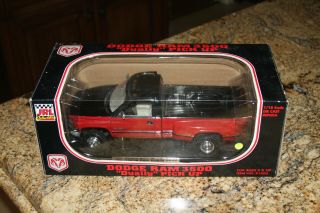 Ultra Rare Jrl 1:18 Scale Dodge Ram 3500 Dually V10 Pickup Truck Red Diecast