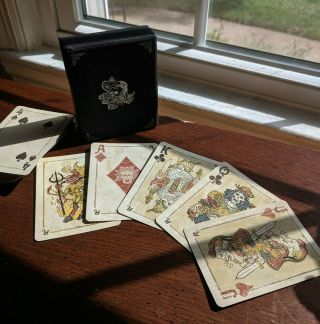 Red Dead Redemption Rare Limited Deluxe Playing Cards Clothbound Matchbox Case
