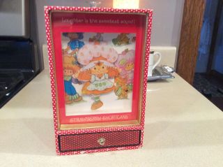 Extremely Rare Strawberry Shortcake Music Box Dancing American Greeting,  Cute