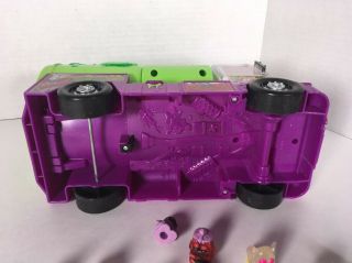 The Trash Pack Green Purple Garbage Sewer Truck Moose Toys Rare W/ 25,  Figures 7