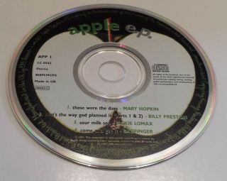 RARE The Beatles Apple e.  p.  ltd ed 4 - track CD 91 ' IMPORT APPLE SHAPED CD CASE 5