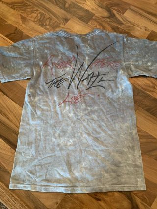 Rare vintage t - shirt Roger Waters The Wall from 2010 tour,  men ' s size Small Exc 4