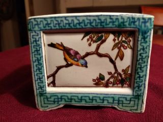 Gorgeous Rare Antique Gien France Faience Small Box 19th Cent.  Ronce Bird Scenes 6