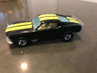Rare Vintage 1974 Hot Wheels Mustang Stocker Black And Yellow Near (j1)