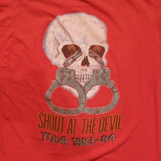 RARE VINTAGE MOTLEY CRUE 1984 TOUR CONCERT SHIRT SHOUT AT THE DEVIL OZZY 5