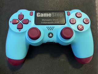 Sony Playstation Dualshock 4 Berry Blue Controller.  Rare Gamestop Manager 2018