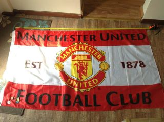 Manchester United Large Flag & 2 Pins - V Liverpool 2010/11 & Rare Red Devils