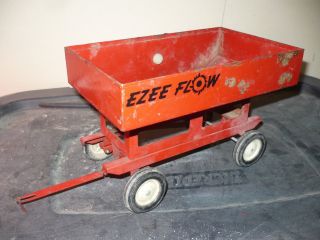 Rare Vintage Ezee Flow Gravity Wagon For A Tractor 1/16th Grain Corn Wagon