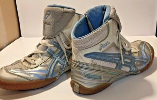 Rare Asics Mens wrestling shoes,  Size 9.  5,  Baby Blue and White 4