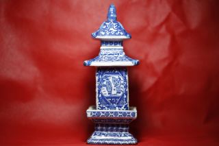 Rare Antique Blue And White Porcelain Jar Pagoda In Ancient China.