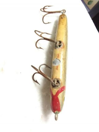 VERY OLD AND RARE,  PAINTED WOOD JIM PFEFFER FISHING LURE,  BAIT,  GOOD COND,  2 6