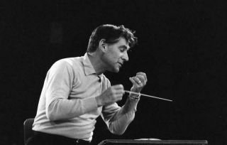 Rare 16mm Tv: Leonard Bernstein & N.  Y.  Philharmonic - - Network W/ Ford Commercials