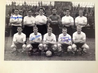 Signed Tottenham Hotspur 1950s Peter Baker 1931 - 2016 Terry Medwin Dyson Rare