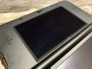 Nintendo 3DS System - - Rare Mario Black Limited Edition 8
